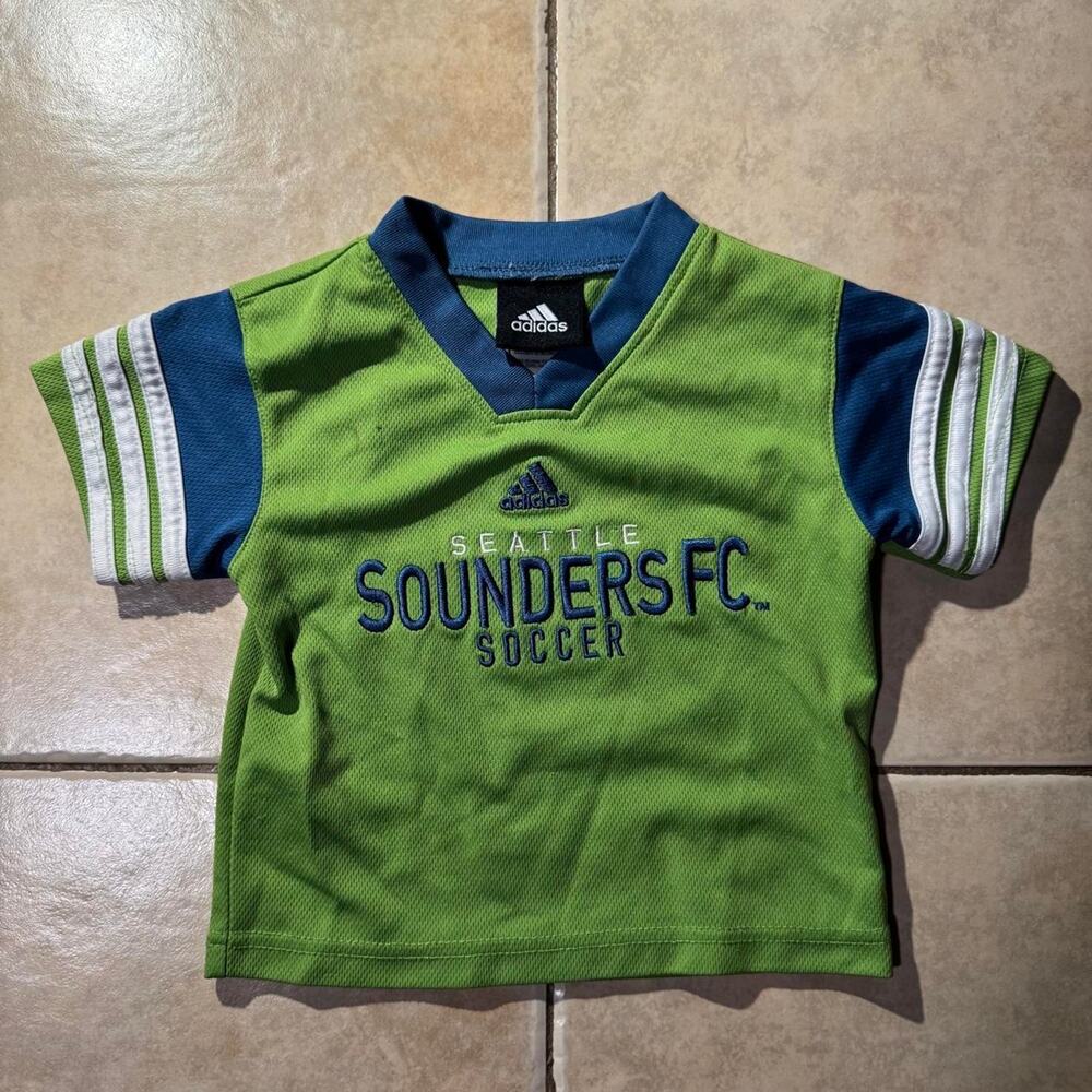 Vintage y2k adidas seattle sounders kids Jersey Size 2T